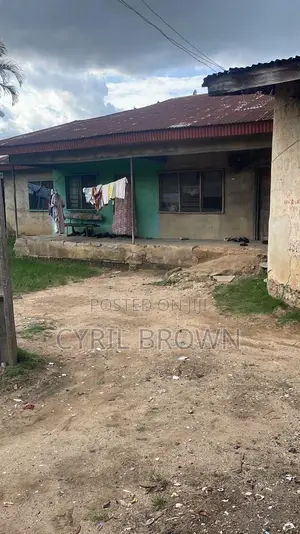 Furnished 7bdrm Bungalow in Uyo for sale