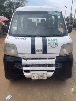 Daihatsu Hijet 2012 White