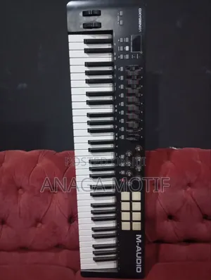 M Audio Oxygen 61 Usb Midi Keyboard Controller