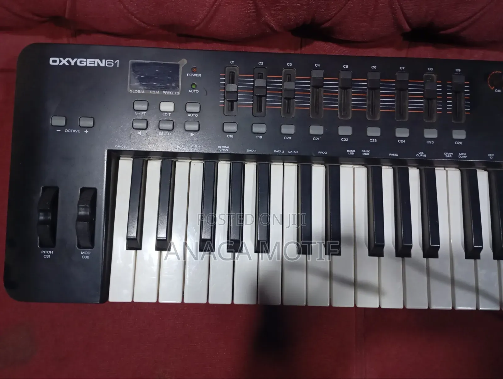 M Audio Oxygen 61 Usb Midi Keyboard Controller