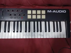 M Audio Oxygen 61 Usb Midi Keyboard Controller