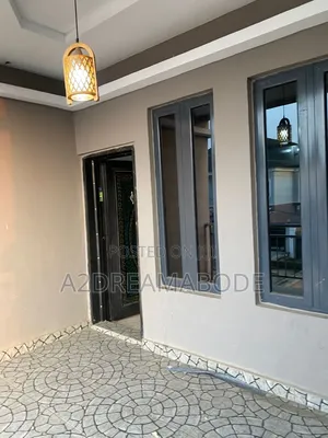 4bdrm Duplex in Magodo Phase 1 for rent