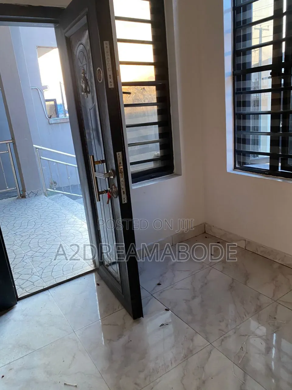 4bdrm Duplex in Magodo Phase 1 for rent