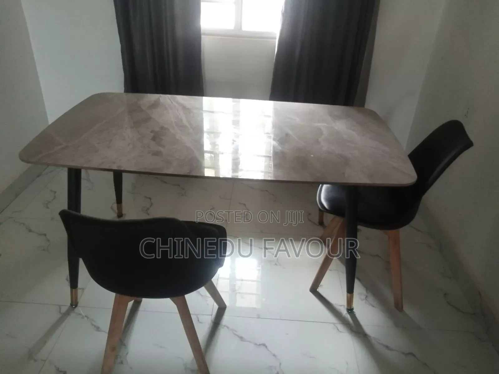 Dinning Table