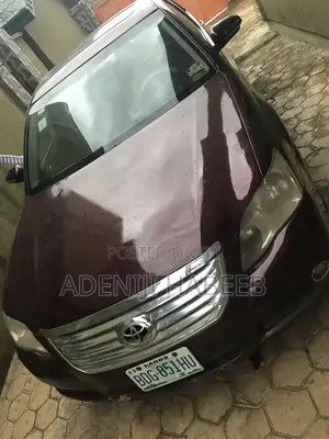 Toyota Avalon XLS 2005 Burgundy