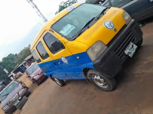 Suzuki Maruti 2005 Yellow