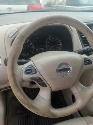 Nissan Pathfinder Platinum 4x4 2013 Blue