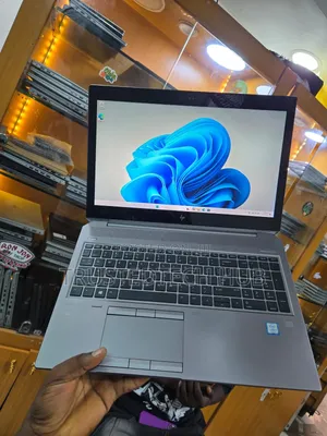 Laptop HP ZBook Firefly 14 G7 16GB Intel Core i7 SSD 512GB
