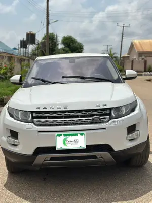 Land Rover Range Rover Evoque Dynamic 4x4 (2.0L 4cyl 9A) 2014 White