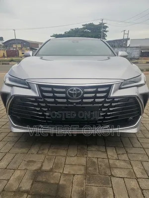 Toyota Avalon 2023 Silver