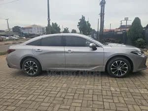 Toyota Avalon 2023 Silver