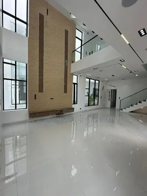 5bdrm Duplex in Osapa London for sale