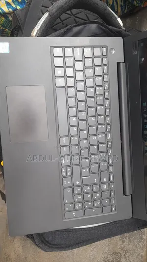 Laptop Lenovo V130 8GB Intel Core i5 SSD 128GB