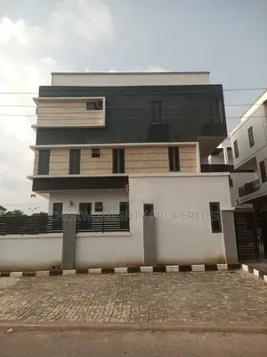 5bdrm Duplex in Jahi Property for sale
