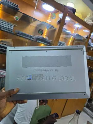 Laptop HP ProBook 450 G8 8GB Intel Core i5 SSD 256GB