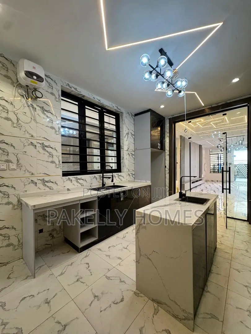 4 Bedroom Duplex