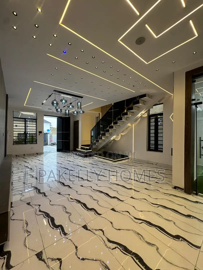 4 Bedroom Duplex
