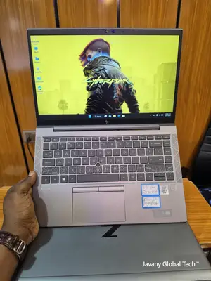 Laptop HP ZBook Firefly 14 G7 16GB Intel Core i7 SSD 512GB