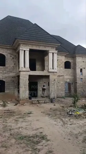 Uncompleted 5 Bedroom Duplex With a 2 Flat of 2bedroom Bq for Sale