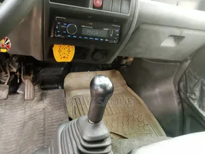 Suzuki Every 2004 Grey