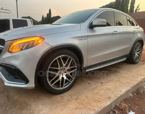 Mercedes-Benz GLE-Class 2016 Silver