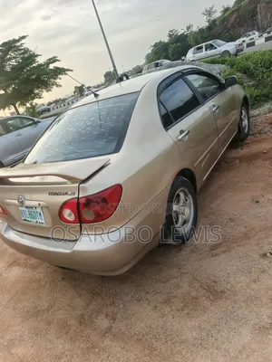 Toyota Corolla 2006 Gold