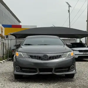 Toyota Camry 2014 Gray