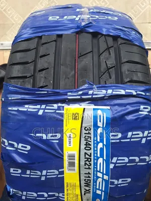 315/40r21 Accelera Tire