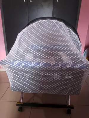 Moveable Baby Bed With Tyres