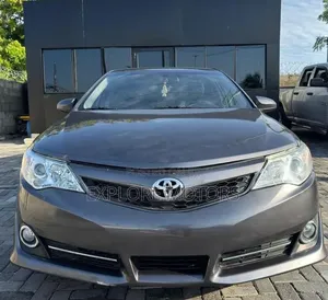 Toyota Camry 2013 Gray