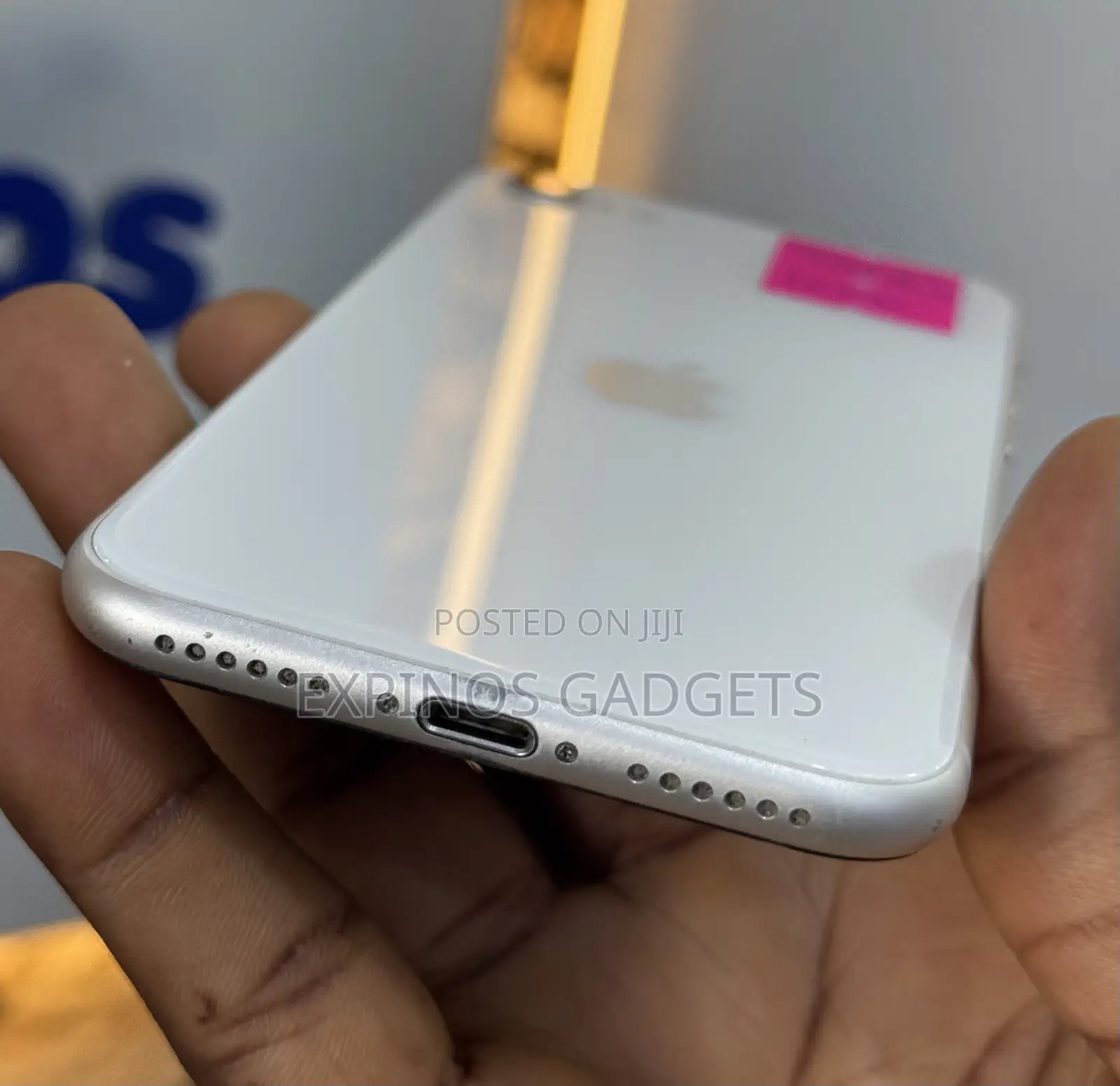 Apple iPhone SE 128 GB White