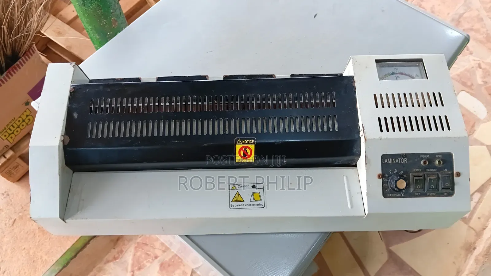 Laminating Machine