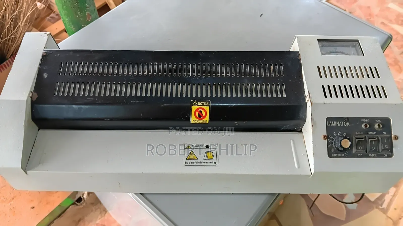 Laminating Machine