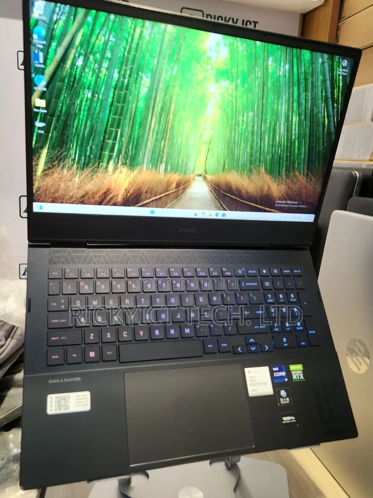 Laptop HP Omen 17 16GB Intel Core i9 SSD 1T