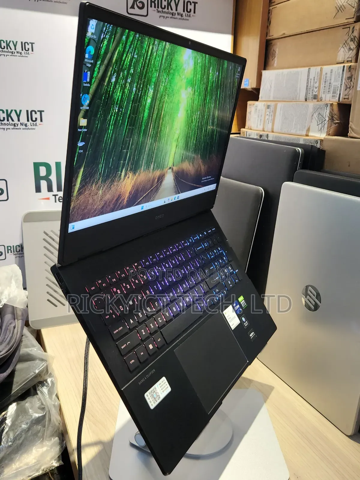 Laptop HP Omen 17 16GB Intel Core i9 SSD 1T