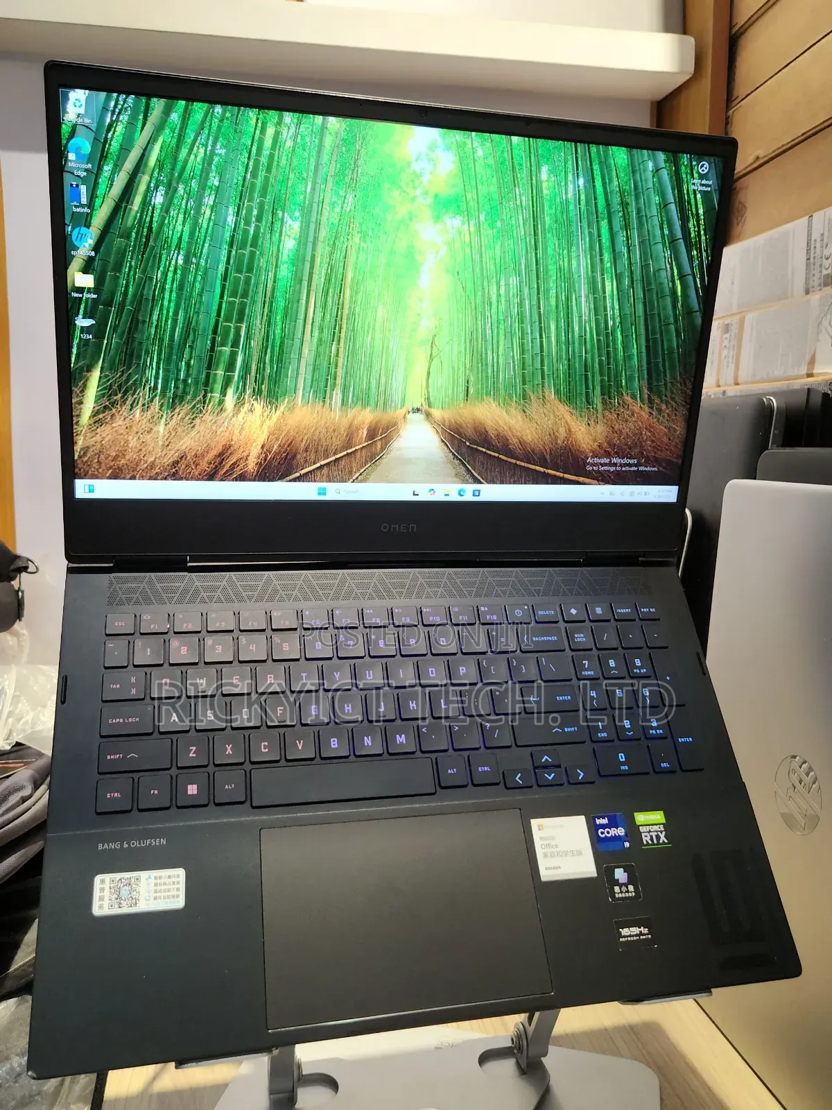 Laptop HP Omen 17 16GB Intel Core i9 SSD 1T