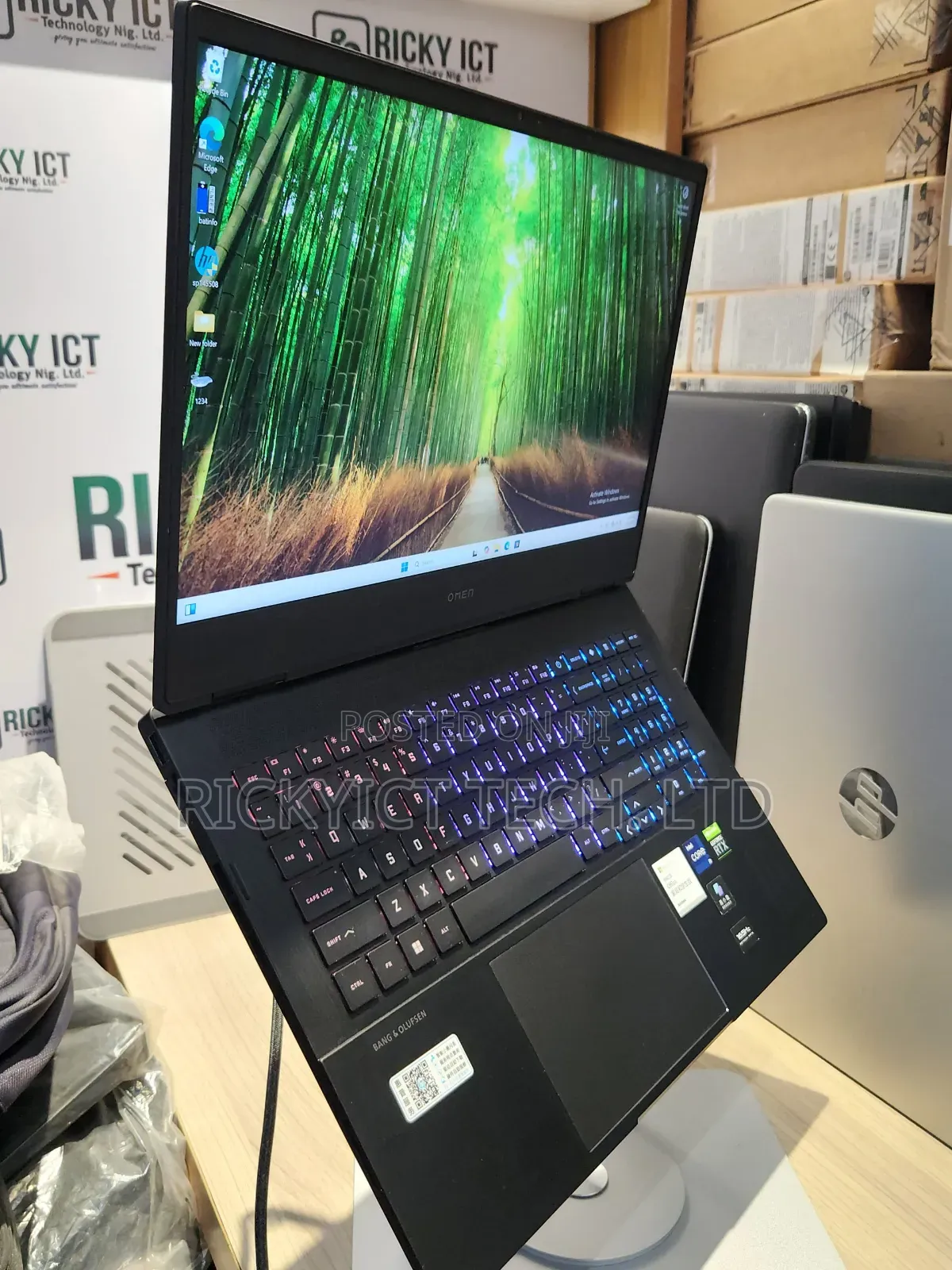 Laptop HP Omen 17 16GB Intel Core i9 SSD 1T