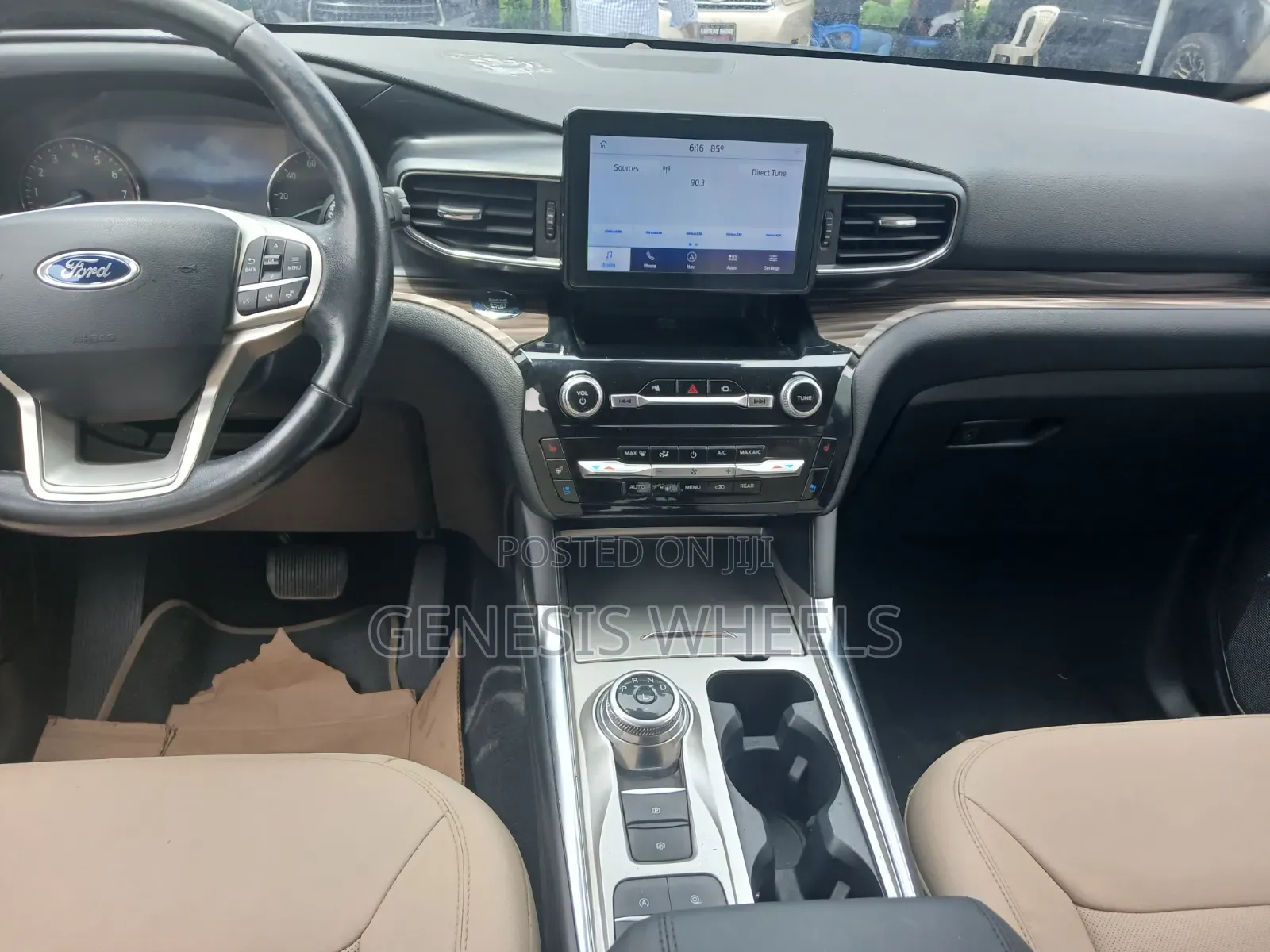 Ford Explorer Limited 2021 Silver