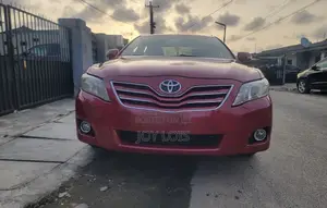 Toyota Camry XLE 4dr Sedan (2.5L 4cyl 6AM) 2010 Red