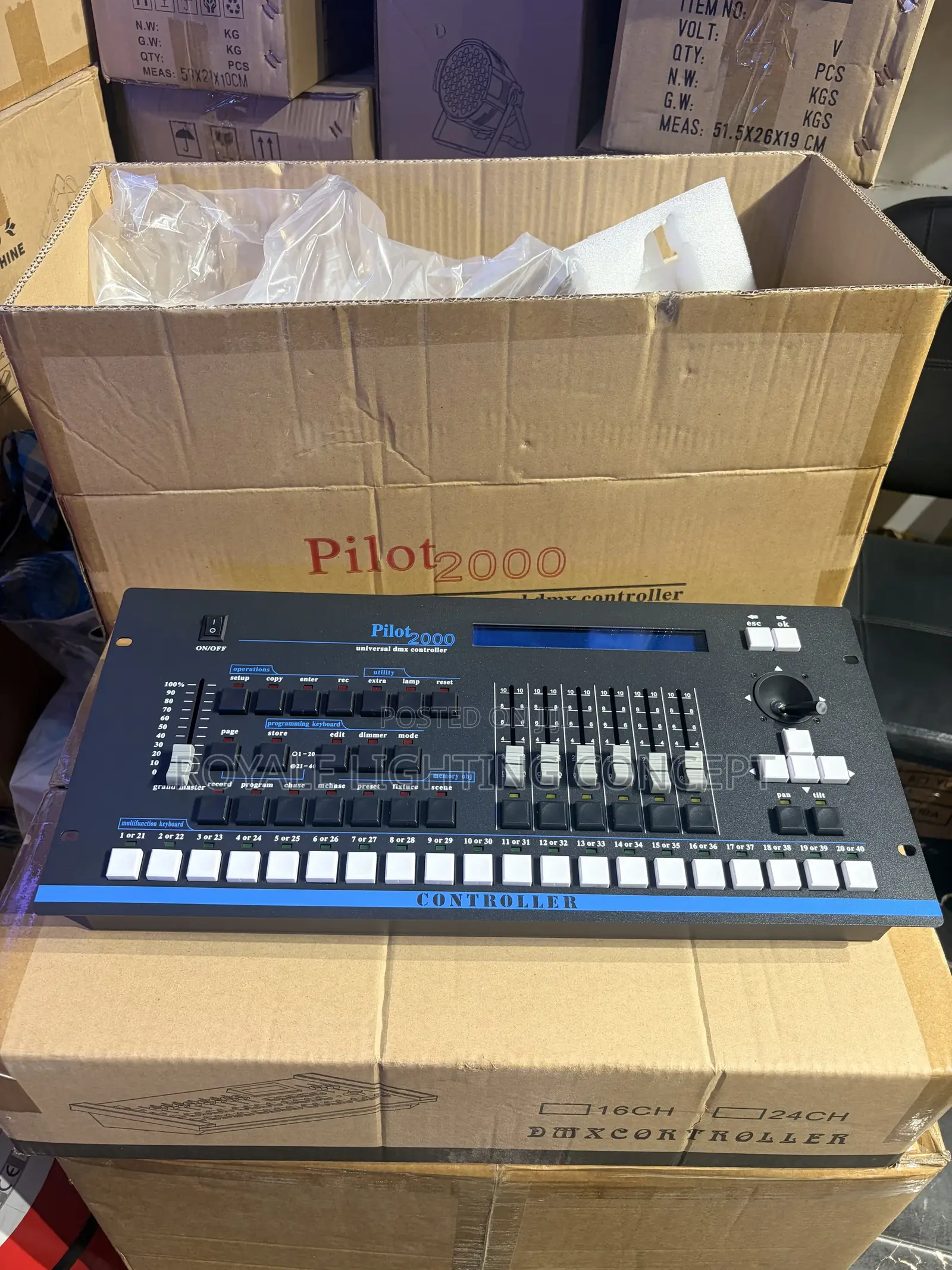 Pilot 2000 Light Console