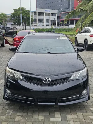 Toyota Camry SE 4dr Sedan (2.5L 4cyl 6A) 2015 Black