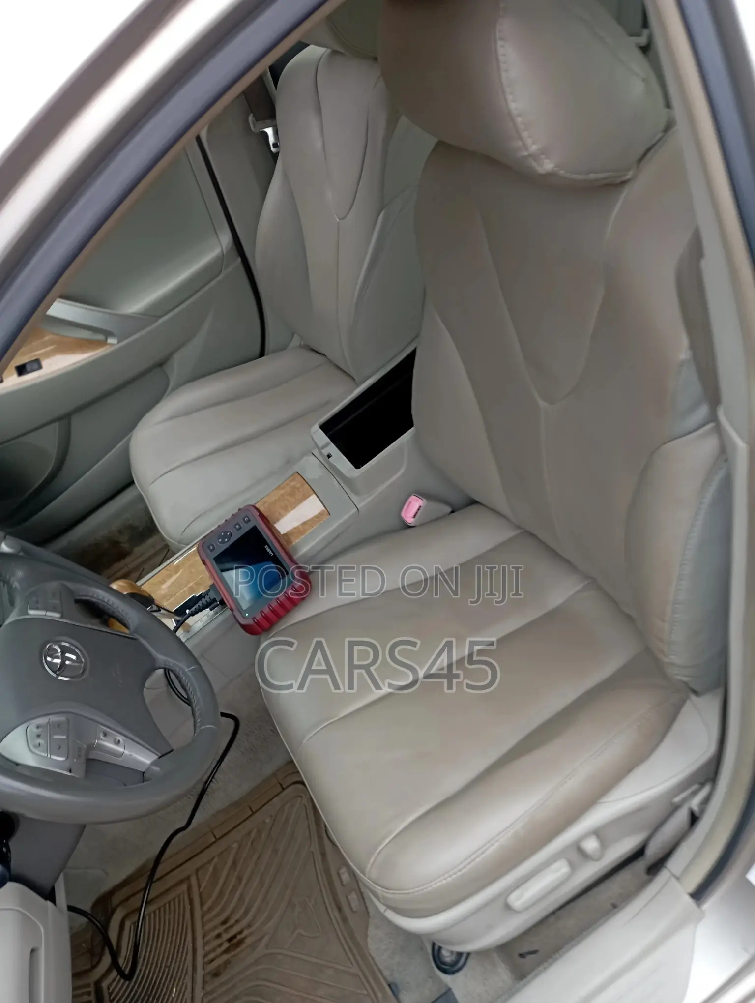 Toyota Camry 2008 Gold