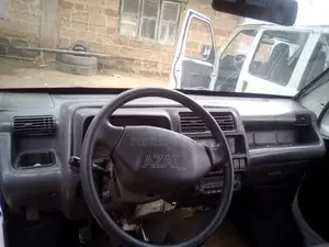 Suzuki Every 2005 White