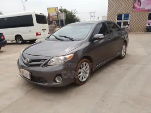 Toyota Corolla 2009 Gray