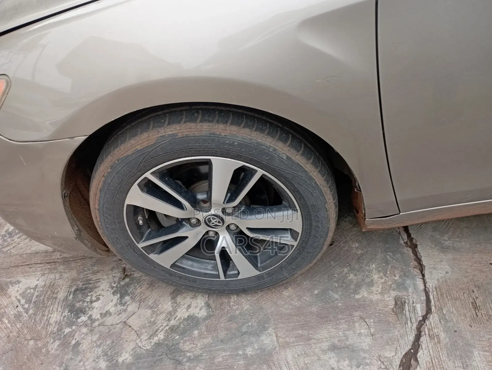 Toyota Camry 2008 Gold
