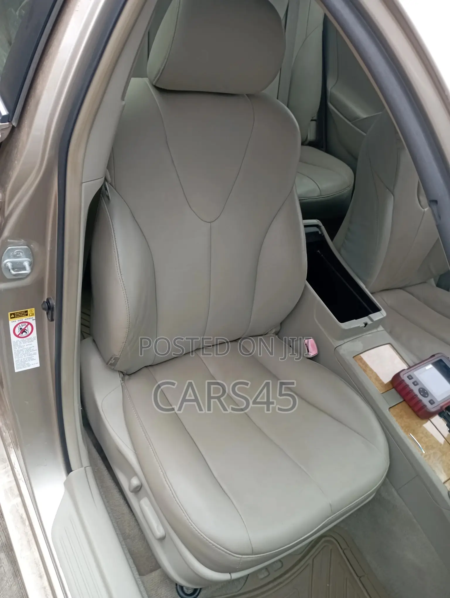 Toyota Camry 2008 Gold