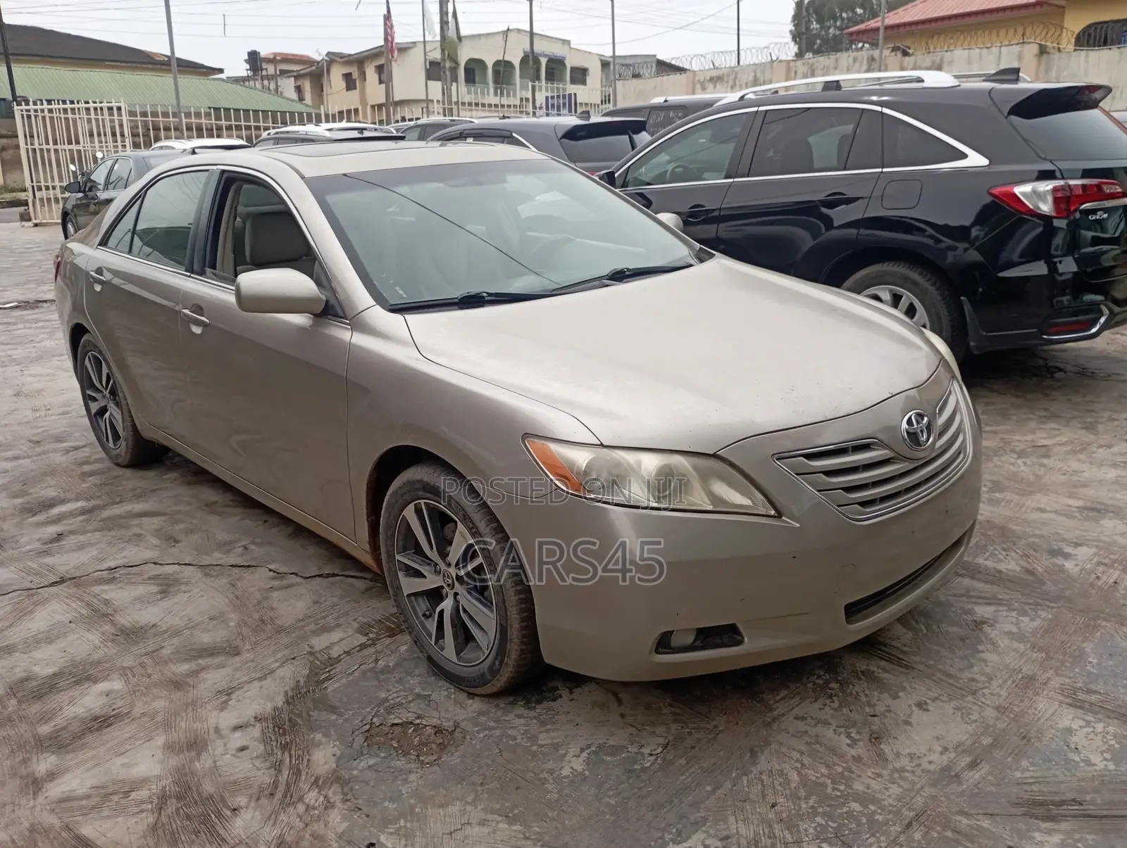 Toyota Camry 2008 Gold