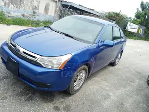 Ford Focus SE 2011 Blue