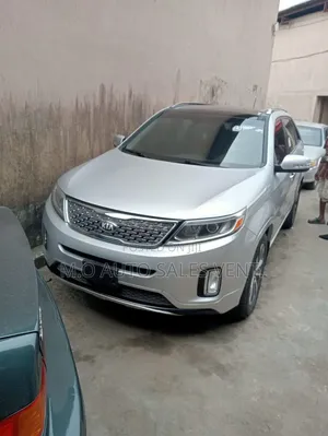 Kia Sorento SX 4dr SUV AWD (3.3L 6cyl 6A) 2014 Silver