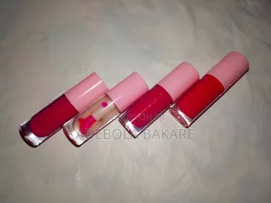 Hydrating Lipglosses by the Gloss Crafter
